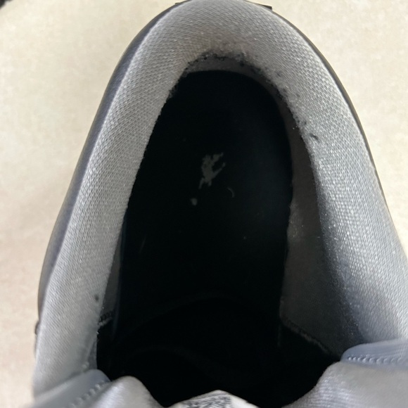 Nike Air Jordan One Low. Sz Yth 7. Womens 8.5. Black and white with gray swoosh. - Picture 8 of 10